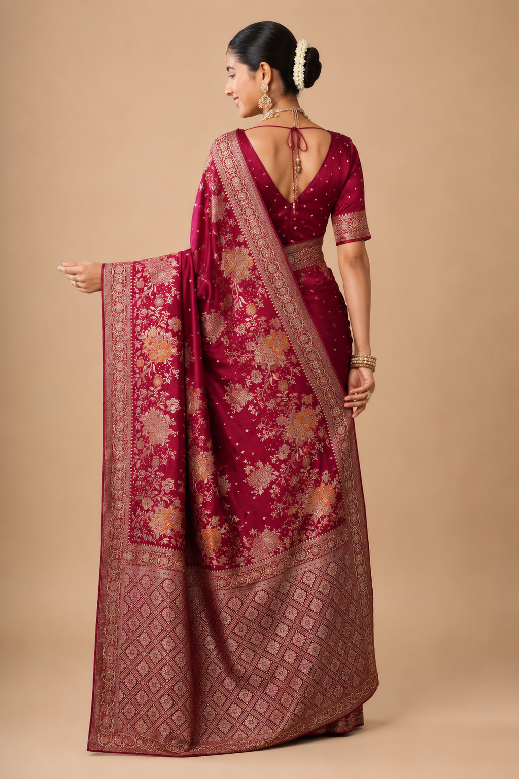 Maroon Magenta Banarasi Silk Saree & Floral Meenakari Pallu